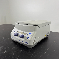 Eppendorf 5424 Centrifuge image 1